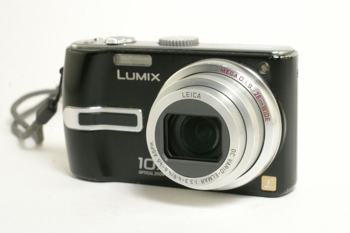   cosmetic condition good functional issues problems lens cover does not